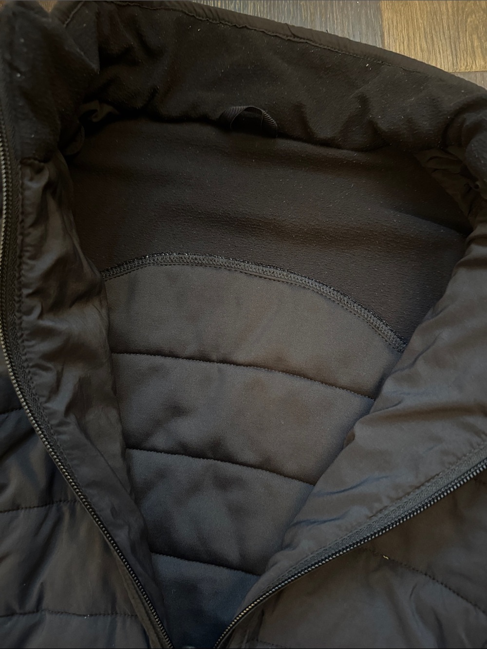 Lululemon jacket - Picture 3 of 4